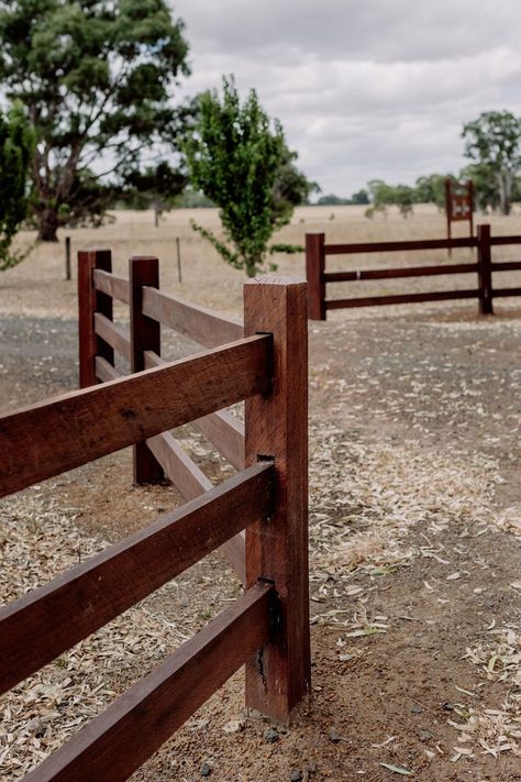 Timber Gate and Fencing Project Gallery — Strukta Fencing Ranch Fencing Ideas, Wood Horse Fence, Rustic Fence Ideas, Venue Landscaping, Farm Driveway, Farm Fence Gate, Cable Fencing, House Colour Ideas, Farm Gates Entrance