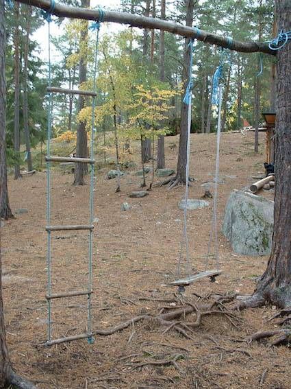 DIY Structures in a Swedish Outdoor Nursery — Creative STAR Learning | I'm a teacher, get me OUTSIDE here! Bush Kindy, Natural Play Spaces, Forest School Activities, Outdoor Nursery, Garden Poles, Diy Playground, Pole Barn House Plans, Nature School, Ropes Course