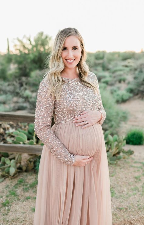 Maternity Shoot Dresses, Gown Photoshoot, Gender Reveal Outfits, Baby Shower Gown, Maternity Sundress, Photoshoot Maternity, Friend Lyrics, Pregnant Wedding