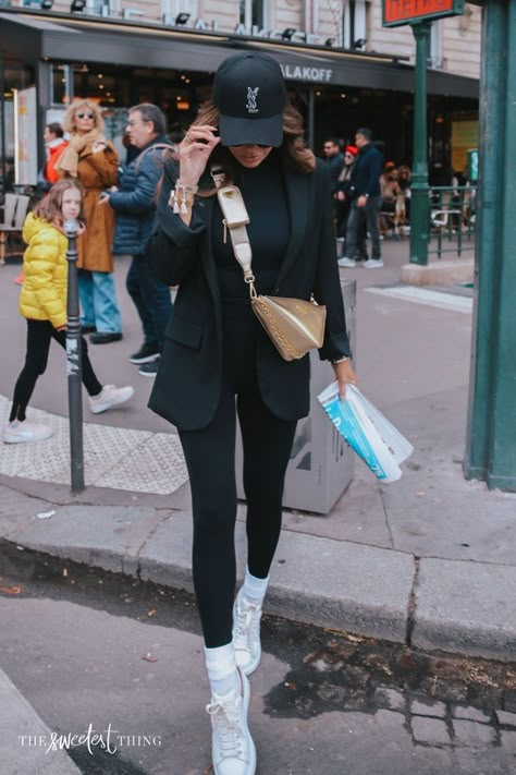 Emily Ann Gemma, Athleisure Street Style, Emily Ann, Fall Outfit Inspiration, Look Legging, Blazer Outfits Casual, Paris Outfits, Mode Casual, Looks Street Style