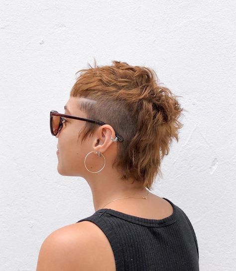 Mullethawk Women, Lady Mullet Straight Hair, Short Cool Haircuts For Women, Modified Mullet Women, Women’s Mullets, Mohawk Haircut Women, Women’s Mullet Hair, Short Mohawk Women, Women’s Short Mullet