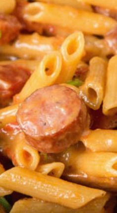 Kalbasa Recipes, Kilbasa Sausage Recipes, Cheesy Sausage Pasta, Easy Sausage Recipes, Bologna Recipes, Supper Meals, Cheesy Pasta Recipes, Pasta Ideas, Pasta Bakes