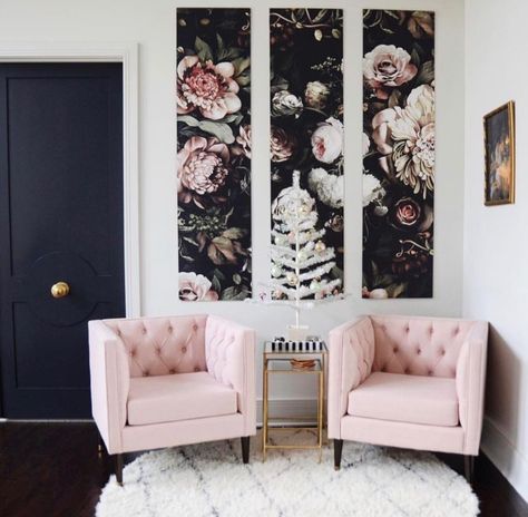 ♔♔♔ Pink Chairs, Smart Tiles, Pink Chair, Salon Decor, Winter Trends, Design Case, Home Fashion, Apartment Living, Design Interior