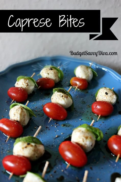 Gluten Free Party Food, Gluten Free Party, Caprese Bites, Food Bites, Ornament Party, Gluten Free Appetizers, Appetizer Ideas, Free Football, Party Foods