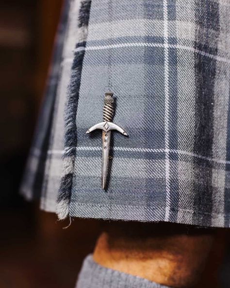 Did you know kilt pins emerged during Queen Victoria's reign. Legend has it that when she saw a soldier's kilt flapping in the wind, she offered him her brooch to secure it. This act birthed the kilt pin as we know it today serving both functional and decorative purposes ✨ #kiltpins #scotland #kilt #scottishwedding #history Kilt Pins Ideas, Great Kilt Outlander, Arran Mist Kilt, Kilt Accessories, Kilt Pins, Kilt Pin, Scottish Wedding, Queen Victoria, Kilt