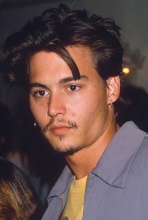 Johnny Depp Young, جوني ديب, Woof Woof Bark Bark, Johnny Depp Style, Skeet Ulrich, Young Johnny Depp, Johnny Depp Pictures, To Love And Be Loved, You're Mine