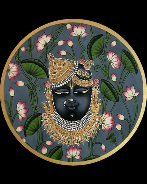 Lippan Art Shreenathji, Shrinathji Paintings On Canvas, Shreenathji Painting On Canvas, Srinathji Painting Pichwai, Srinathji Images, Shreenathji Rangoli Design, Pichwai Shreenathji, Shreenathji Rangoli, Shrinathji Image