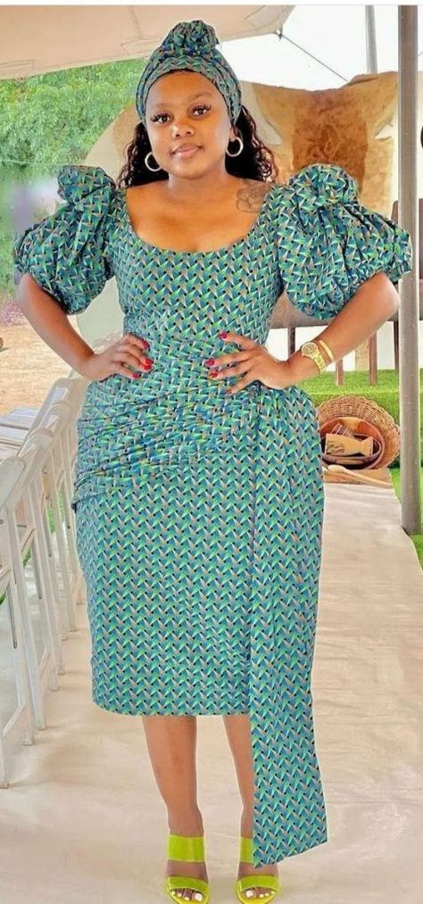 Shweshwe Dresses Lesotho, Shweshwe Dresses South Africa, Seshoeshoe Designs, Pedi Dresses, Shweshwe Dresses Patterns, Shweshwe Dresses For Makoti, Lobola Outfits, Sesotho Traditional Dresses, Seshoeshoe Dresses