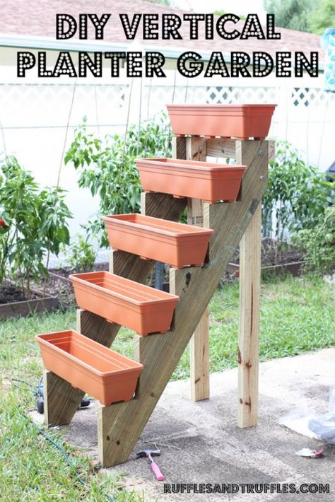 Gardening Wedding, Planter Garden, نباتات منزلية, Vertical Herb Garden, Vertical Planter, Strawberry Garden, Garden Types, Urban Gardening, Have Inspiration