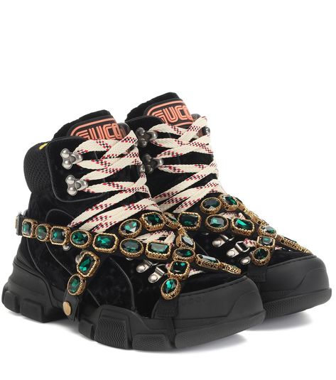 Gucci Flashtrek, Velvet Sneakers, Ugly Shoes, Funky Shoes, Total Black, See By Chloe, Gucci Shoes, Suede Ankle Boots, Shoe Style