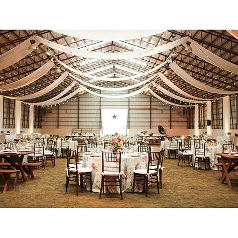 Farm Wedding Reception, Rustic Ranch Wedding, Shed Wedding, Wedding In Colorado, Pinterest Wedding, Wedding Themes Winter, Rustic Wedding Diy, Colorado Wedding Venues, Inexpensive Wedding