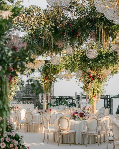 Indoor Outdoor Wedding Decor, Flower Garden Wedding Decor, Crazy Rich Asians Inspired Wedding, Greenery Wedding With Pop Of Color, Extravagant Wedding Florals, Upscale Garden Wedding, High End Wedding Decor, Luxury Wedding Florals, Garden Glamour Wedding