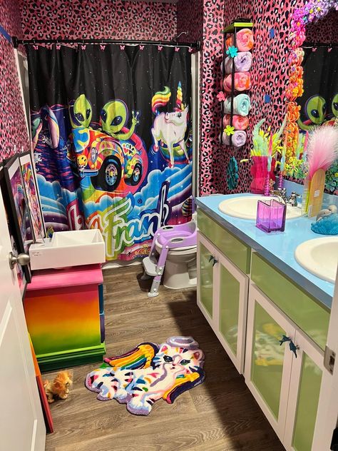 Lisa Frank bathroom Lisa Frank Bathroom, Lisa Frank Room, Bathroom Y2k, Lisa Frank Aesthetic, Y2k Bathroom, Frank Aesthetic, Room Y2k, Old Kids Shows, Scene Room