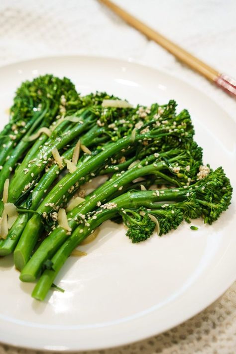 Steamed Broccolini, Sesame Ginger Dressing, Chinese Takeaway, Sesame Ginger, Ginger Dressing, Ginger Sauce, Steamed Broccoli, Japanese Cooking, Broccoli Salad