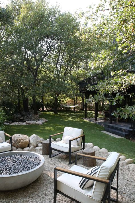 Backyard Remodel, Backyard Inspiration, Backyard Inspo, Home Landscaping, Dream Backyard, House Landscape, Backyard Patio Designs, Back Patio, Outdoor Fire