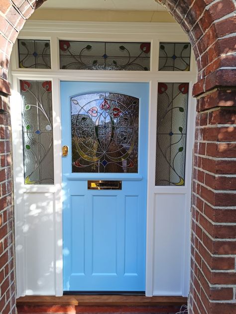 1920-1930's Style Front Door Installed in Gillingham | Joinery For All Seasons 1930s Style Front Door, Victorian Front Doors, Oak Front Door, Contemporary Front Doors, Front Door Entrance, Front Entrances, 1930s Fashion, Door Installation, Entrance Doors