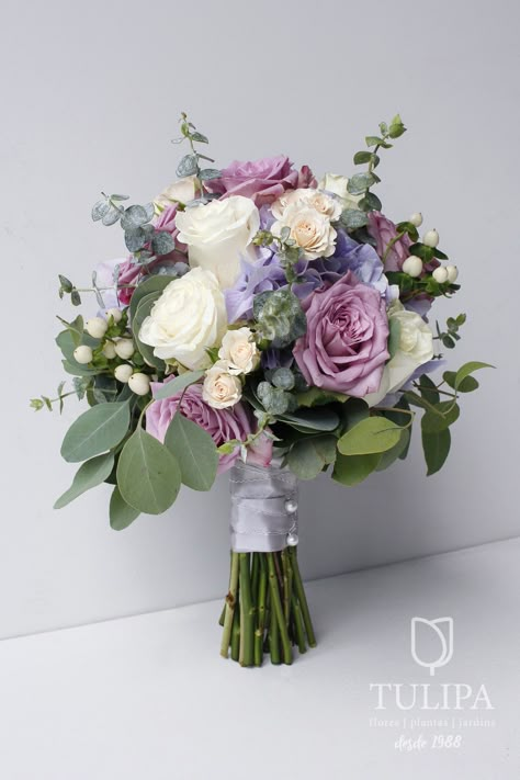 Lavender Peony Bouquet, Wedding Bouquets Lilac, Wedding Bouquets Bride Purple, White And Lavender Wedding Bouquet, Flowers In Season In November, Light Purple Flower Bouquet, Bride Bouquets Purple, Light Purple Bouquet, White And Purple Bouquet