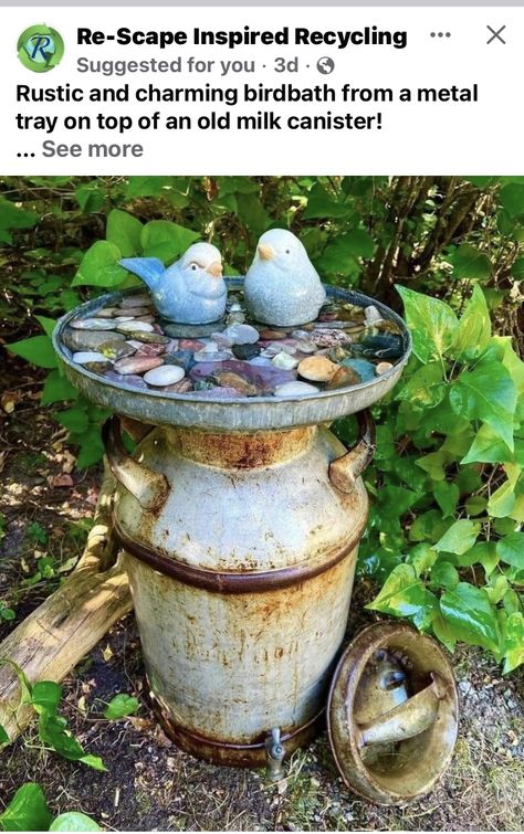 Bird Bath Garden, Garden Junk, Garden Decor Projects, Garden Art Projects, Garden Yard Ideas, Diy Garden Projects, Ideas Garden, Rustic Garden Decor, Garden Art Diy