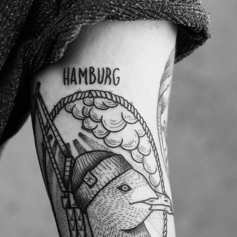 𝐁𝐑𝐎𝐃𝐄𝐑𝐒𝐎𝐍 𝐓𝐀𝐓𝐓𝐎𝐎𝐒 on Instagram: "✶ HAMBURG ✶ If u want to get inked, please go on www.kodiaktattoo.com and follow the instructions! Its very easy to handle! LINK IN BIO! Done at @kodiak_tattoo #kodiak_tattoo #hamburgliebe #hamburglifestyle #hamburgtattoo #tattoohamburg #wannado #hhtattoos #germantattooers #tattooershamburg #inkspiration #btattooing #blxckink #ignoranttattoo #boldlines #linework #wannaone #girlswithtattoos #kodiaktattoo #hamburgink #dotwork #oldschooltattoo #draw Kodiak Tattoo, Hamburg Tattoo, K Tattoo, B Tattoo, Old School Tattoo, Beautiful Tattoos, Go On, Sleeve Tattoos, Link In Bio