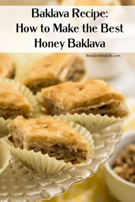 Baklava Recipe Traditional, Baclavale Recipes Easy, How To Make Baklava, Baklava Rolls Recipes, Christmas Baklava Recipe, Baclavale Recipes, Albanian Desserts Recipes, Baclavale Recipes Greek, Honey Baklava Recipe