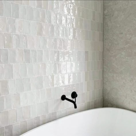 PLEASE NOTE: This is a sample listing and it is ONE tile sample per customer One sample is one whole tile. One sample per customer. TO PLACE A FULL ORDER PLEASE GO TO THE LINK BELOW IN OUR WEBSITE https://artisantilecompany.co.uk/collections/zellij-collection We are officially in love with our Zellij collection. As the name suggests, these tiles are designed to look like the famous handmade painted ceramics lovingly produced by skilled artisans in Morocco. Made with a special lustre glaze, these Tile Accent Wall Bathroom, Moroccan Wall Tiles, Tile Accent Wall, Star Tile, Shell Tiles, Painted Ceramics, Moroccan Wall, Tiles Bathroom, Tile Decals