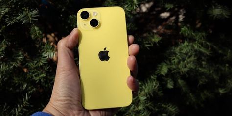 Chess Not Checkers, All Things Yellow, Dream Phone, Tech Aesthetic, Mens Journal, Yellow Iphone, Apple New, Matching Wallpaper, Phone Inspo