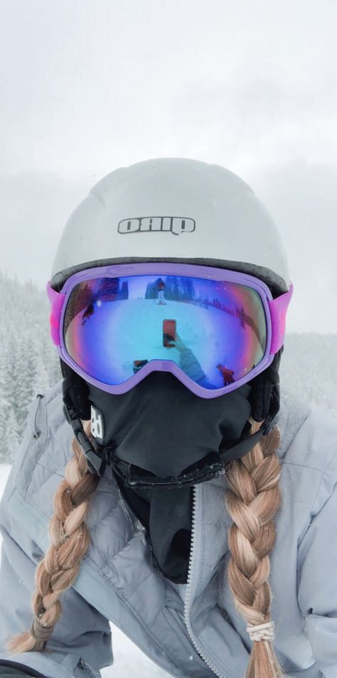 Ski Girls, Ski Pictures, Snow Aesthetic, Mask Girl, Ski Mask, Bicycle Helmet, Skiing, Braids, Mask