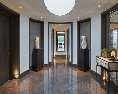 Sophie Paterson on Instagram: “The entrance lobby to the penthouse project #sophiepatersoninteriors #entrancehall 📷 @raymain57” Penthouse Entrance Hall, Apartment Lobby Entrance, Penthouse Entrance, Bedroom Nordic Style, Sophie Paterson Interiors, Sophie Paterson, Hallway Entrance, White Marble Floor, Entrance Lobby