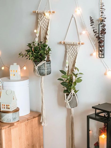 Boho Apartments, Wall Plant Hanger, Hanging Flower Baskets, Macrame Plant Holder, Handmade Wall Hanging, Inspire Me Home Decor, Plant Hangers, Macrame Plant Hangers, Boho Room