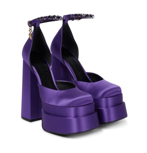 Versace Platform Heels, Versace Pumps, Versace Heels, Heels Purple, Chunky Pumps, Versace Style, Versace Shoes, Purple Shoes, Stiletto Pumps