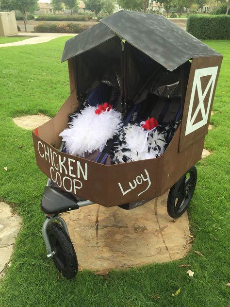 Chicken coop on BOB twin running stroller Halloween 2015 Stroller Halloween, Stroller Halloween Costumes, Running Stroller, Baby Chicken Costume, Stroller Costume, Bob Stroller, Halloween Camping, Chicken Costumes