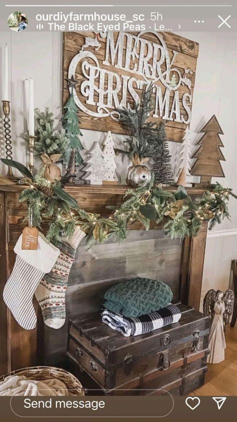 Xmas Farmhouse Decor, Christmas Mantle Decor Ideas 2023, Farmhouse Mantle Christmas Decor, Farmhouse Mantle Decorating Ideas Rustic, Farmhouse Christmas Mantels, Rustic Christmas Fireplace Decor, Vintage Christmas Decor Ideas Farmhouse, Rustic Christmas Mantels, Chris Loves Julia Christmas