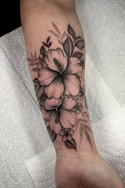 30 Unique Hibiscus Tattoo Designs to Inspire Your Next Ink - Tweakbee Hibiscus Tattoos, Realistic Flower Tattoo, Hibiscus Flower Tattoos, Floral Tattoo Shoulder, Hibiscus Tattoo, Taurus Tattoos, Mushroom Tattoos, Flower Tattoo Arm, Tasteful Tattoos