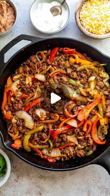 Bailey Rhatigan on Instagram: "Ground Beef Fajitas are the perfect shareable dish. They are budget friendly, because steak can be expensive and they are perfect for picky eaters. You will LOVE the spiced meat and charred peppers. 🌶️ full recipe is linked in my profile. . For the full recipe Google 🔎 sailor bailey ground beef fajitas or click the link in my profile. You can also comment “beef” and I’ll send you the link. Xoxo. . . #food #beef #recipe #delicious #yummy #instafood" Ground Beef Fajitas, Instagram Meals, Charred Peppers, Sailor Bailey, Food Beef, Beef Fajitas, Budget Family Meals, Carb Dinner, Beef Recipe