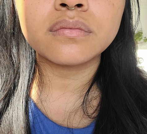 How can I hide my upper lip? How can I hide my upper lip shadow? How can I hide my upper lip hair naturally? How can I hide my upper lip hair without waxing? Heavy Upper Lip, Remove Upper Lip Hair Naturally, Remove Upper Lip Hair, Upper Lip Hair, Remove Unwanted Hair, Neck Exercises, Lip Filler, Learn Yoga, Lip Hair