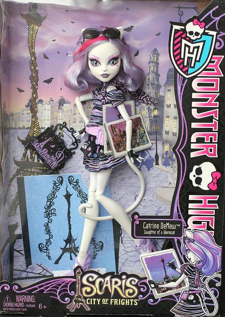 Monster High Scaris 2013 Catrine DeMew by fashiondollcollector, via Flickr Monster High Catrine Demew, All Monster High Dolls, Catrine Demew, New Monster High Dolls, Monster High Toys, Slumber Party Games, Arte Monster High, Moster High, Turtle Birthday