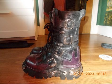 New Rock Flame Boots, Fire Boots, Boots Goth, New Rocks, New Rock Boots, Purple Flame, Goth Boots, New Rock, Dr Closet