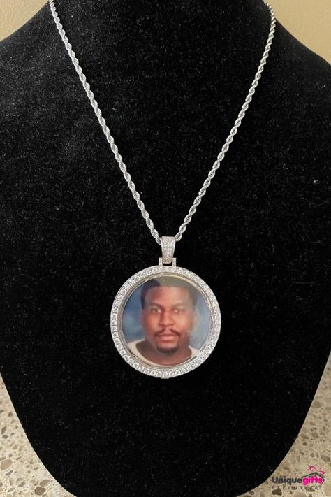 Personalized men's pendant necklace with pictures Picture Pendant Necklace, Custom Chain, Mens Necklace Pendant, Picture Necklace, Picture Pendant, 3d Photo, Photo Pendant, Mens Pendant, Necklace For Men