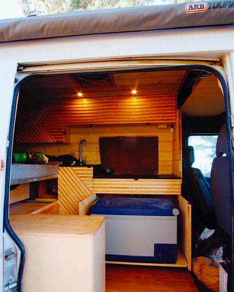 The Toughest Camper Van Refrigerator: ARB Portable Review Van Rebuild, Best Fridge, Van Inspiration, Best Campervan, Camper Van Life, Portable Refrigerator, Best Refrigerator, Bus House, Camping Camper