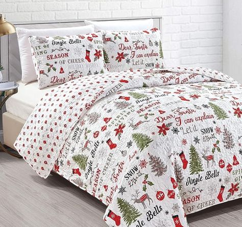 Great Bay Home 3-Piece Christmas Quilt Set with Shams. Reversible Bedspread Coverlet with Holiday Pattern. Carol Collection Christmas Bedding, Holiday Quilts, Holiday Quotes, Red Ornaments, Bedroom Décor, Holiday Patterns, Bed Sets, Holiday Prints, Christmas Quilt