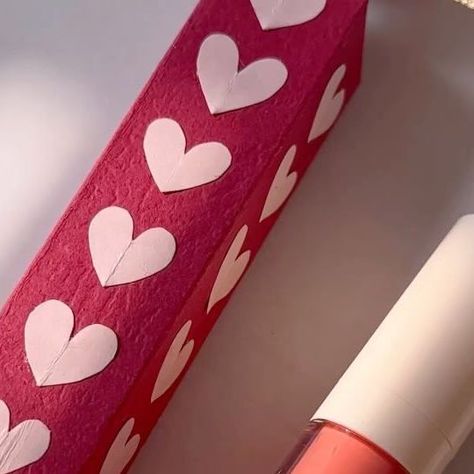 karin yiwen on Instagram: "diy lipstick box💄💕 #diy #gift #diygifts #giftideas #lipstick #lipstickbox #diylipstickbox #art #love" Box Diy Gift, Lipstick Box, Diy Lipstick, Box Diy, Instagram Diy, September 17, Art Love, Diy Gift, Diy Gifts