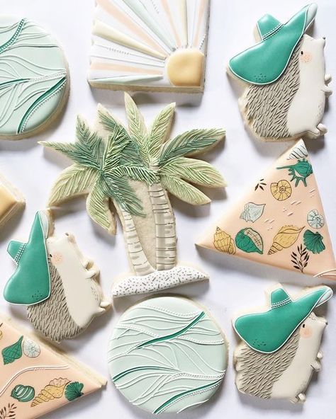 Botanical Cookies, Icing Cookies Tutorial, Tropical Cookies, Floral Cookies, Beach Cookies, Bridal Cookies, Decorative Cookies, Cookies Decoradas, Decorated Cookies Tutorial