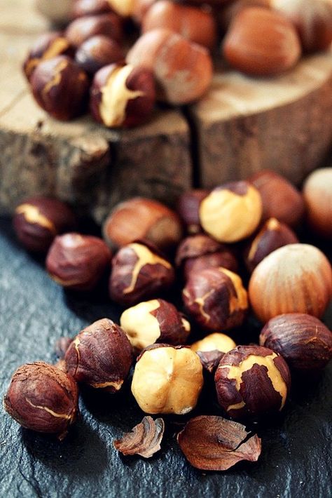 Hazelnuts Nuts Aesthetic, Hazelnuts Photography, Nuts And Seeds Aesthetic, Nuts Photography, Nuts Photography Styling, Nuts Photography Food Styling, Nut House, How To Roast Hazelnuts, Dried Fruits