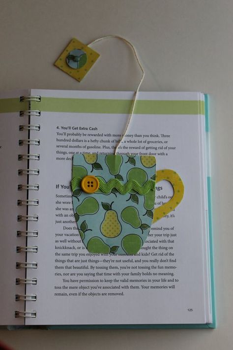 Teabag Bookmark, Teacup Bookmark, Bookmark Diy, Penanda Buku, Creative Bookmarks, Bookmark Craft, Corner Bookmarks, Diy Bookmarks, Book Markers