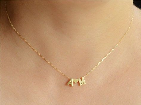 خواتم خطوبة, Letter Necklace Initials, Couples Necklace, Floating Diamond Necklace, Gold Letter Necklace, Long Pearl Necklaces, Pearl Jewelry Necklace, Couple Necklaces, Initial Necklace Gold