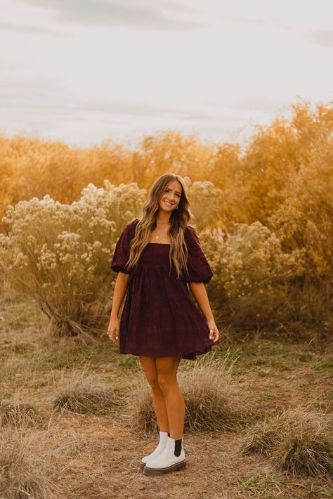 Grad Casuals Outfit, Graduation Outfit Ideas Colorful, Senior Picture Idea Outfits, Fall Dresses Photoshoot, Harvest Dresses Highschool, Spring Photoshoot Senior Pics, Brown Dress Senior Pictures, Fall Dresses For Senior Pictures, Cute Fall Photoshoot Outfits