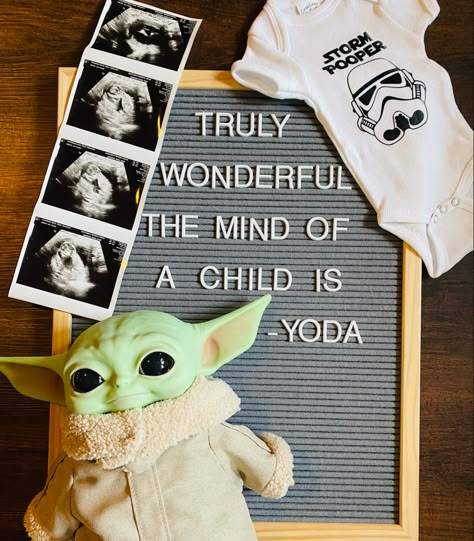 R Star Wars Themed Gender Reveal, Gender Reveal Ideas Star Wars, Grogu Baby Shower Theme, Starwars Gender Reveal, Star Wars Baby Announcement, Baby Yoda Baby Shower Ideas, Starwars Nursery, Star Wars Pregnancy Announcement, Pictures Ideas At Home