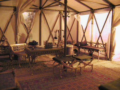 https://flic.kr/p/7xrFiA | 612 - Henry Kupjack - Alexander's Siege Tent, Halicarnassos, ca. 333 BC Medieval Tent Interior, Baker Tent, Larp Camp, Larp Camping, Miniature Room Boxes, Medieval Tents, Medieval Camp, Tent Interior, Viking Tent