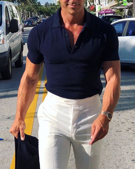 Herren Style, Mens Linen Pants, Classy Outfits Men, Mens Summer Outfits, Mens Casual Outfits Summer, Stylish Men Casual, Mens Casual Dress Outfits, Men Stylish Dress, Guys Clothing Styles