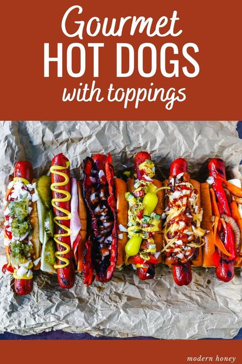 How to create the ultimate Gourmet Hot Dogs with all of the delicious hot dog toppings. You can create famous hot dogs such as Chicago Dogs, Chili Dogs, and even BBQ Bacon Dogs. Tips on how to turn an ordinary hot dog into the most flavorful hot dog you will ever eat! Different Types Of Hot Dogs, Hot Dog Varieties, Types Of Hot Dog Styles, Hot Dog Toppings Sauces, Fancy Hot Dog Toppings, Gourmet Hotdogs Toppings, California Hot Dog, Blackstone Hot Dogs, Chicago Dog Toppings